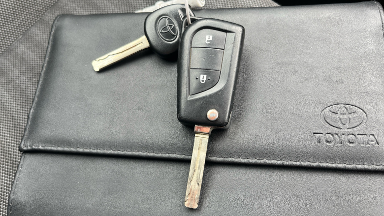 Toyota Aygo 1.0 VVT-i X-Play 5dr Petrol Hatchback